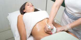 Ultrazvuková liposukcia - kavitácia pre elimináciu tukových vankúšikov