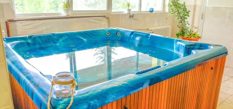 Vstup do wellness v hoteli Rysy -  vírivka a sauna