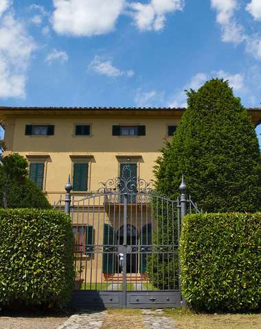 Grand Hotel Villa Cappugi**** leží na krásnom pokojnom mieste v Toskánsku
