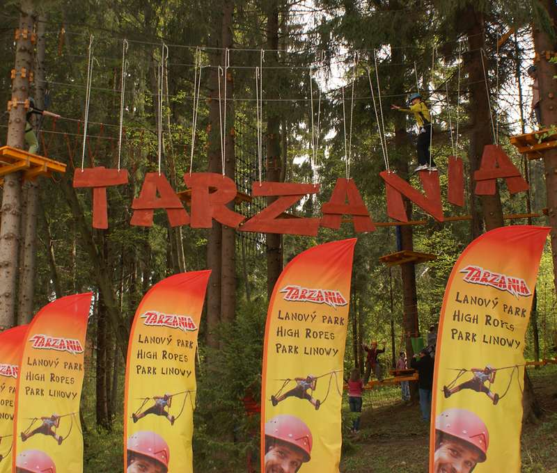 Tarzánia Hrabovo v korunách stromov 