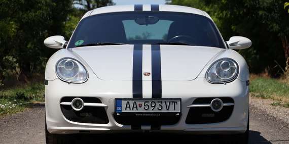 Zážitková jazda z pozície spolujazdca v Porsche: Pripútajte sa, vyrážame!/Jelka, Pezinok, Bratislava, Senec, Trnava, Galanta