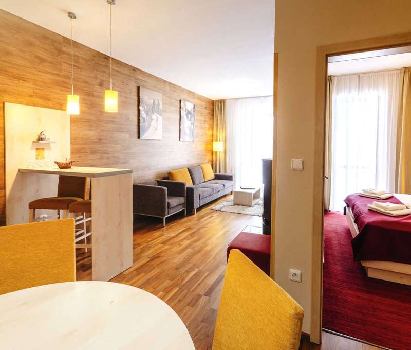 Pohodlné apartmány pre celú rodinu v hoteli Crocus**** pri Štrbskom plese
