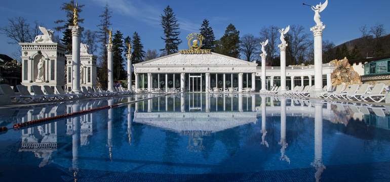 Vodný svet SPA Aphrodite v Rajeckých Tepliciach je odtiaľto autom len 20 min.