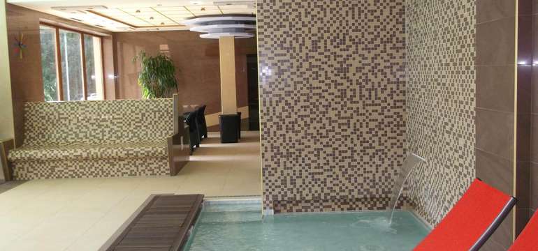 Wellness v Holiday Park Orava***: sauny, vírivka a bazén so slanou vodou