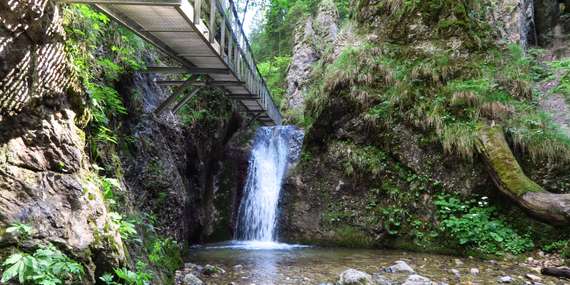 Outdoor úniková hra Jánošíkove Diery - dokážete uniknúť z tiesňavy?/Slovensko
