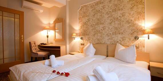 Hotel Ambiente **** v centru Karlových Varů s polopenzí, neomezeným wellness nebo procedurami dle výběru/Česko - Karlovy Vary