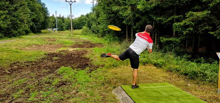 Nová zábavná aktivita na Skalke pre každého – DiscGolf
