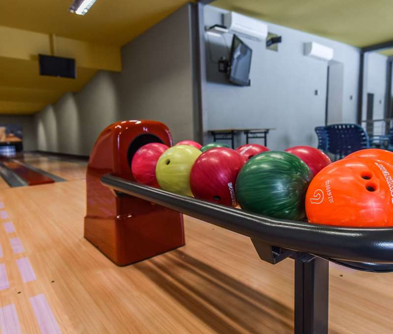 Kaštieľ Mojmírovce, bowling