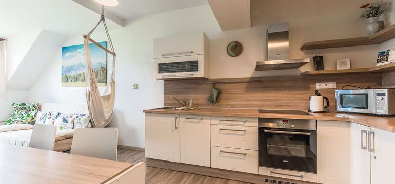 Ubytovanie  v 28 moderne zariadených, dvojlôžkových apartmánoch v 3 kategóriách