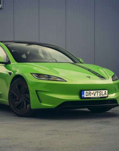 Jazda na Tesla Model 3 Performance