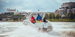 Dobrodružná plavba motorovým člnom po Dunaji až pre 7 osôb