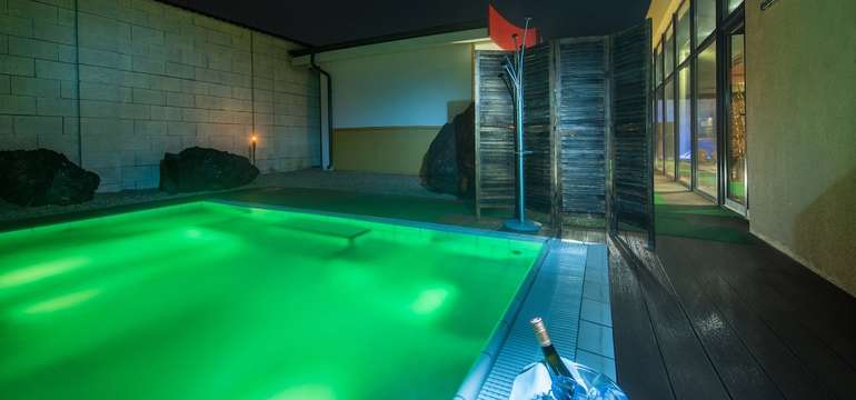 SAI WELLNESS s 8 saunami, 3 vírivkami a Kneippovým kúpeľom