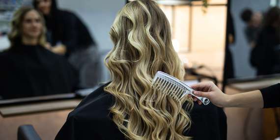 Nový účes, farbenie, tónovanie, melírovacie techniky a spa pre vlasy v ružinovskom salóne MasterHair Talent/Bratislava - Ružinov