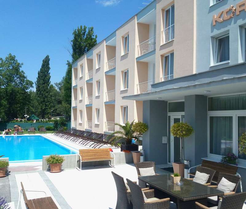 Vonkajší bazén hotela Korekt*** je k dispozícii neobmedzene