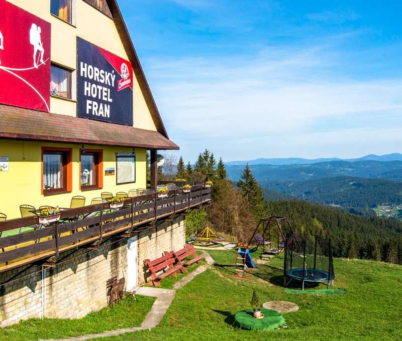 Z hotelu jsou překrásné výhledy