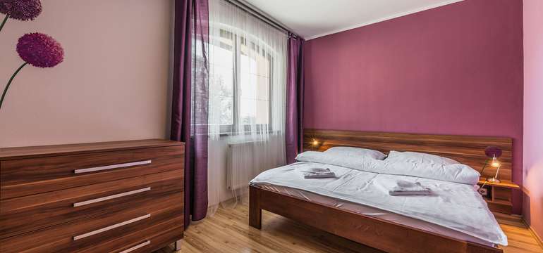 Ubytovanie  v 28 moderne zariadených, dvojlôžkových apartmánoch v 3 kategóriách