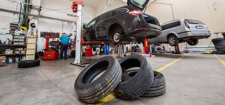 Priestory pneuservisu Autogarnet na Trnavskej ceste 102 v Bratislave