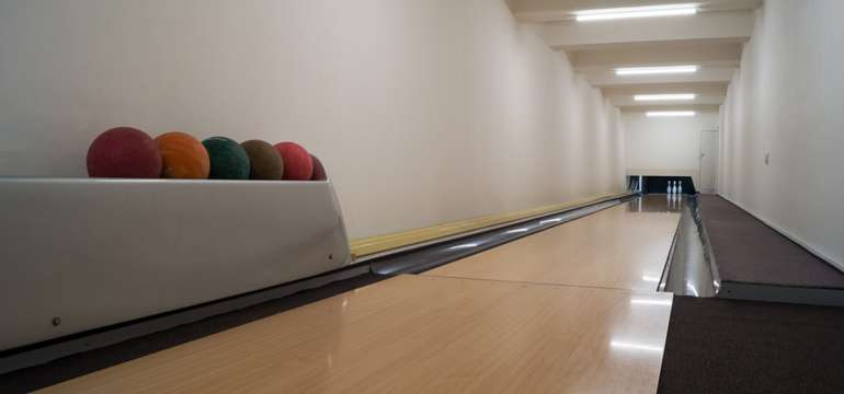 Bowling v hoteli Kamzík (za príplatok)