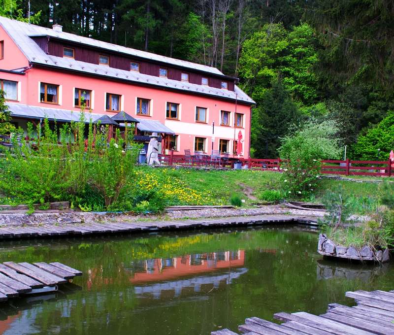 Rodinný wellness hotel s jedinečnou atmosférou je ideálnym miestom pre páry i rodiny s deťmi