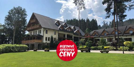 EXTRA CENA: Slanický dvor na brehu Oravskej priehrady s privátnym wellness a množstvom zliav na atrakcie / Orava - Námestovo - Slanická Osada