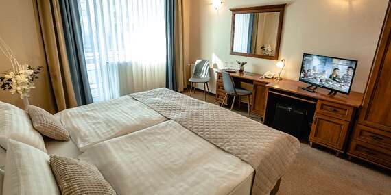 Zimný romantický relax vo wellness s polpenziou a extra masážami v hoteli Dixon****/Banská Bystrica