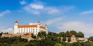 Prehliadka Bratislavy so súkromným sprievodcom‎