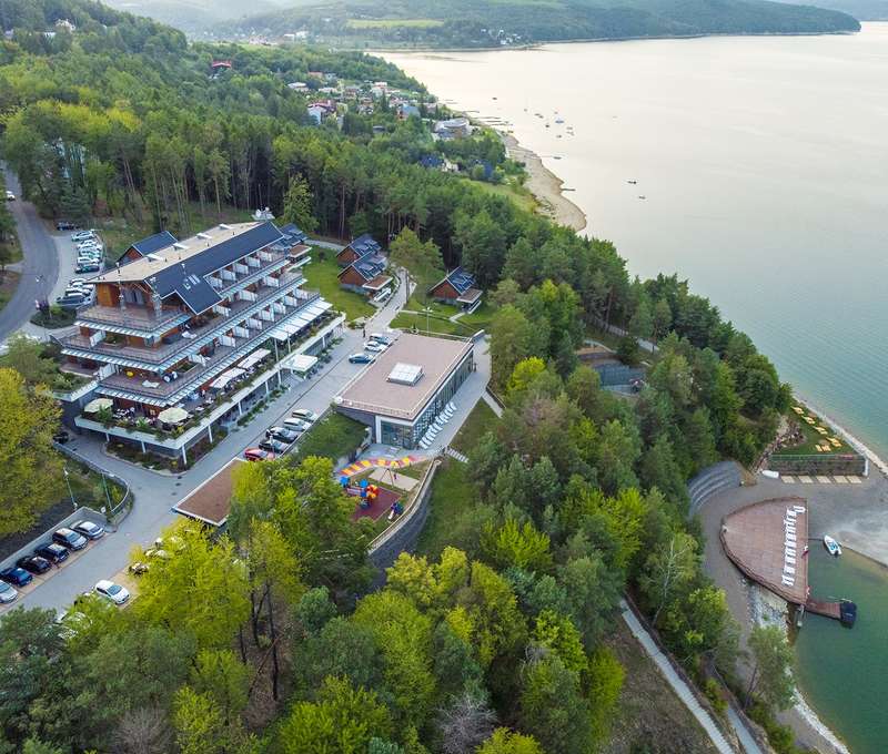 Hotel Zelená lagúna**** stojí hneď pri Domaši