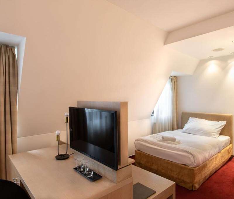 Hotel Villa Nečas****, ubytovanie v trojlôžkovej izbe