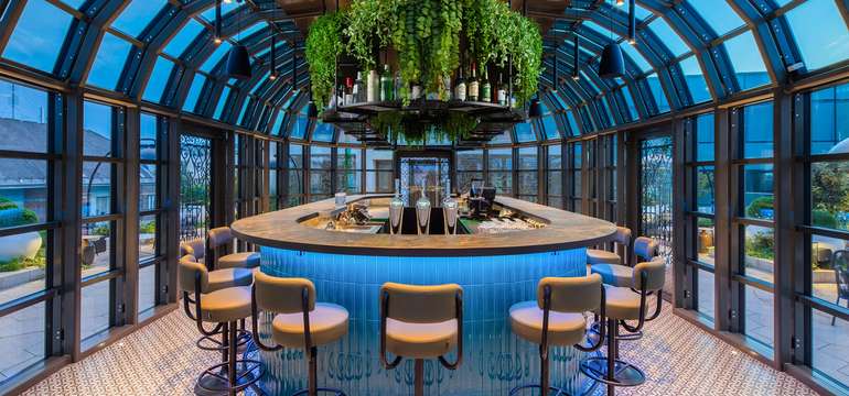 Rooftop bar FENNEN