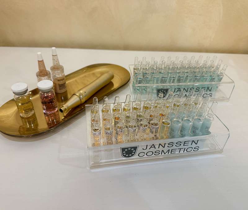 Pri ošetrení sú používané kozmeceutiká Janssen Cosmetics 