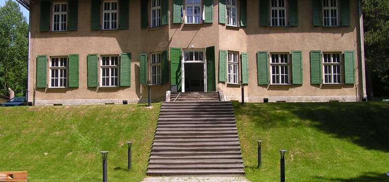 Kaštiel Ošcadnica