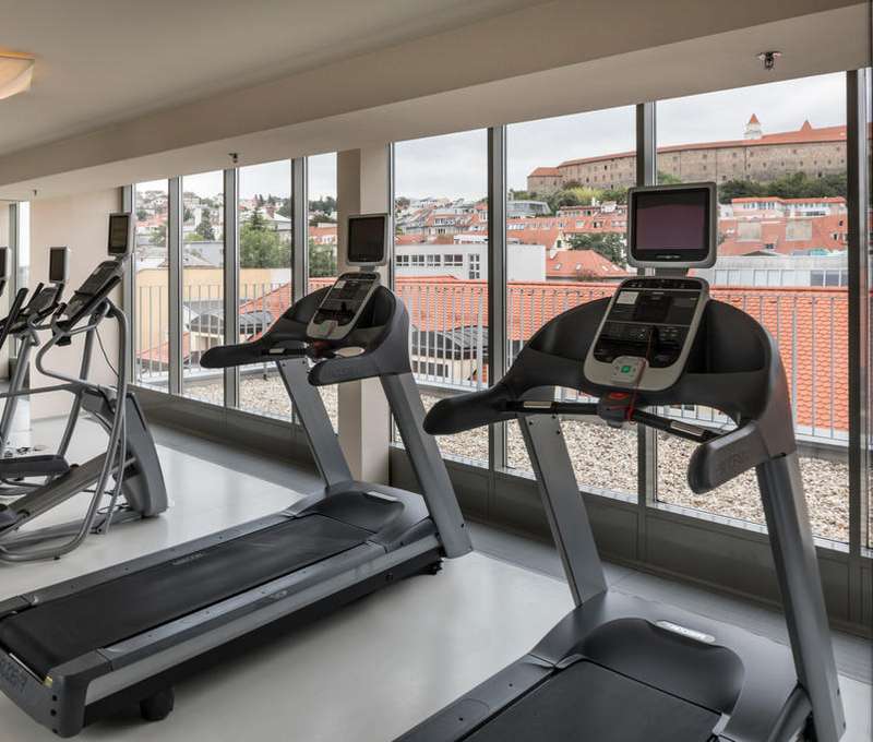 Wellness s masážou a výhľadom na Bratislavský hrad