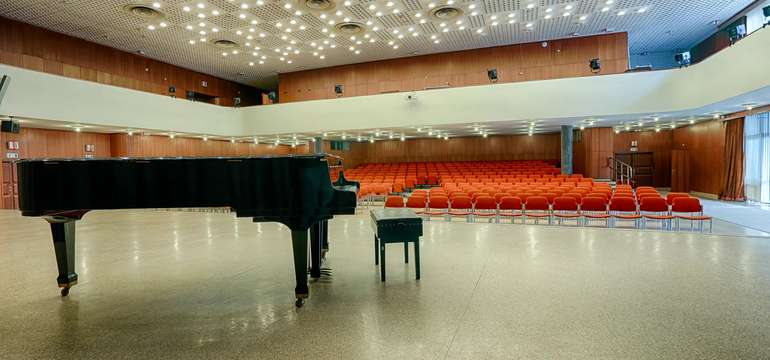 Konference a setkání