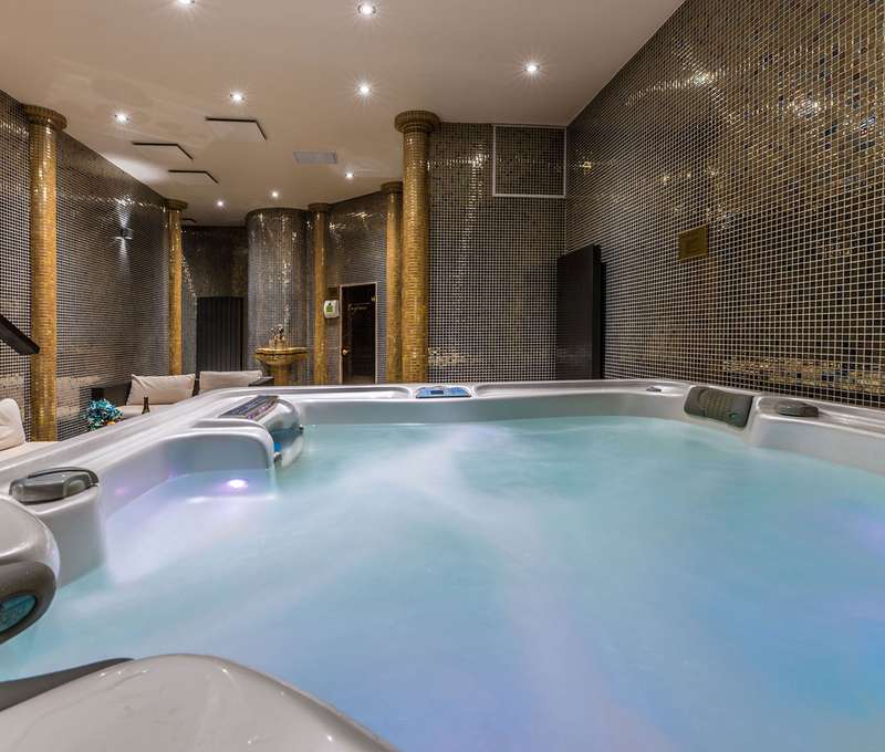 Wellness v Boutique Hotel Empress**** 