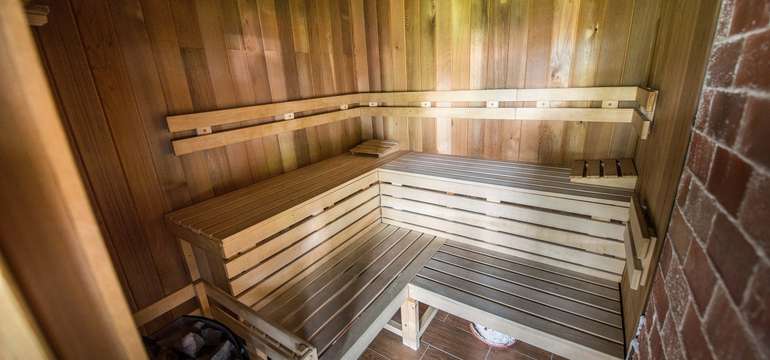 Wellness pozostáva z 3 sáun