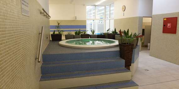 Relax v morskej vode termálneho kúpaliska Novolandia s termálnym výplavovým bazénom aj wellness/Okres Lučenec - Rapovce