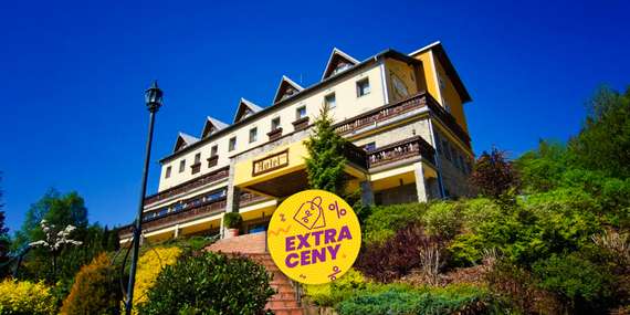 EXTRA CENA: Hotel Husárik**** v horskom prostredí so stravou a vstupom do jaskynného bazéna/Kysuce - Čadca