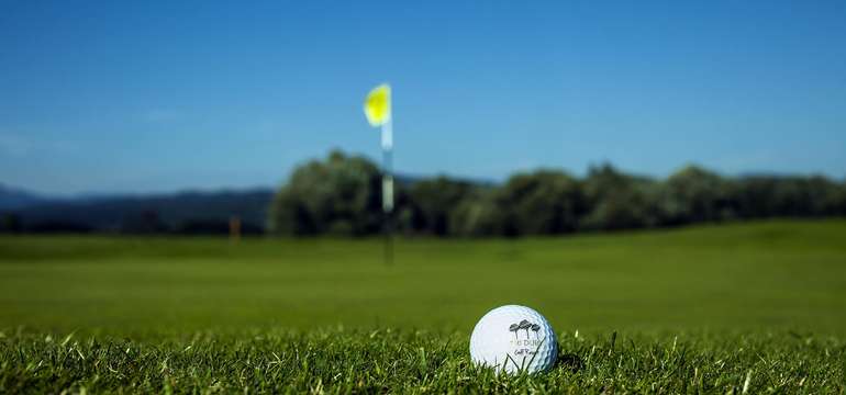 Nádherné 18-jamkové ihrisko Tri Duby Golf Resort