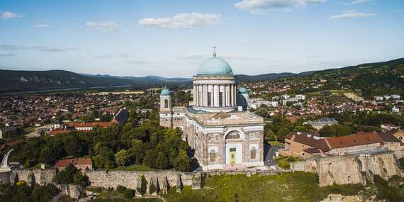 EXTRA ZĽAVA: Romantický pobyt s wellness a polpenziou pod známou bazilikou v Ostrihome, iba kúsok od hraníc/Maďarsko - Esztergom