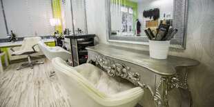 Príjemné a štýlové priestory salónu Elegancehair