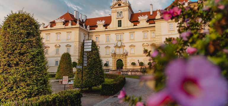 Anton Florian, zámocký hotel Valtice