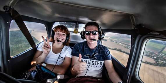 Celodenný zážitkový let s prestávkou na obed - smer Prievidza, Trenčín alebo Tatry/Senica, Dubová pri Modre