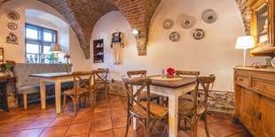 Interiér reštaurácie Starý Dom - Vináreň u Ludvika