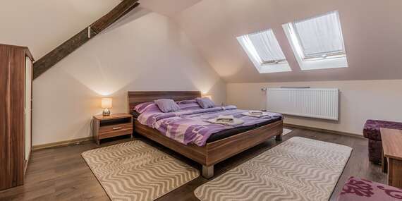 Rodinný Penzion Contesa v Krásnohorskom Podhradí s raňajkami/Krásnohorské Podhradie