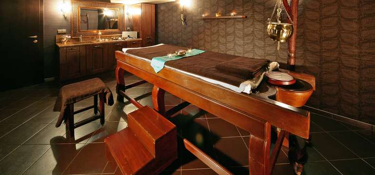 RESIDENCE HOTEL & CLUB