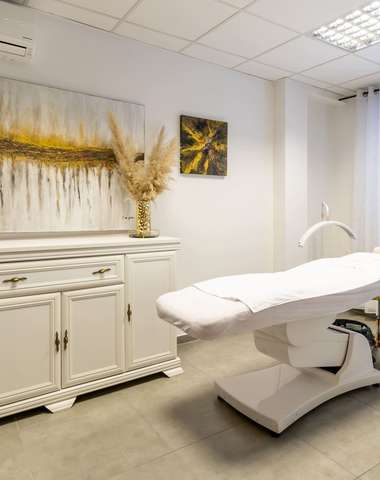 Crystal Esthetic Clinic