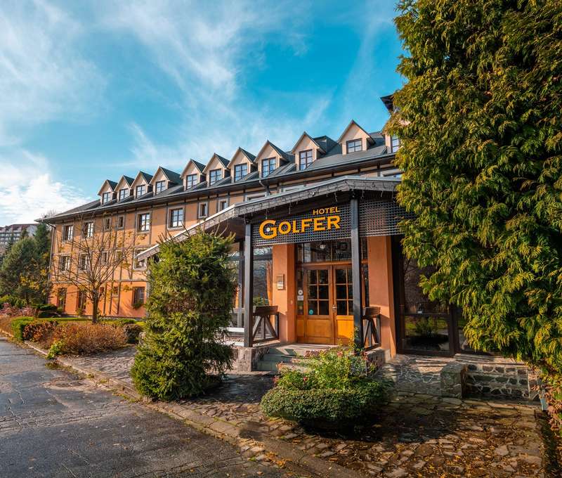 Hotel GOLFER*** v krásnom prostredí Kremnických vrchov