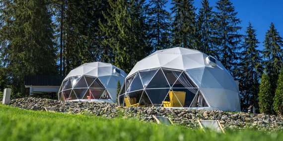 Mountain Glamp s výhľadom na poľskú stranu Tatier, privátnou vírivkou a raňajkami doručenými ku dverám / Poľsko - Vysoké Tatry - Poronin