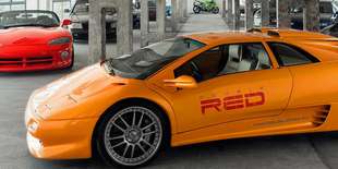 DOUBLE RED CARS MUSEUM: Najväčšie automobilové múzeum strednej Európy