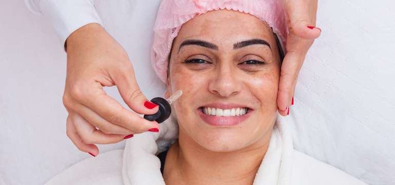 Retinolový peeling pôsobí na tvorbu kolagénu